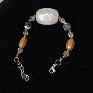 Elegant Beaded Bracelet with White and Brown Accents